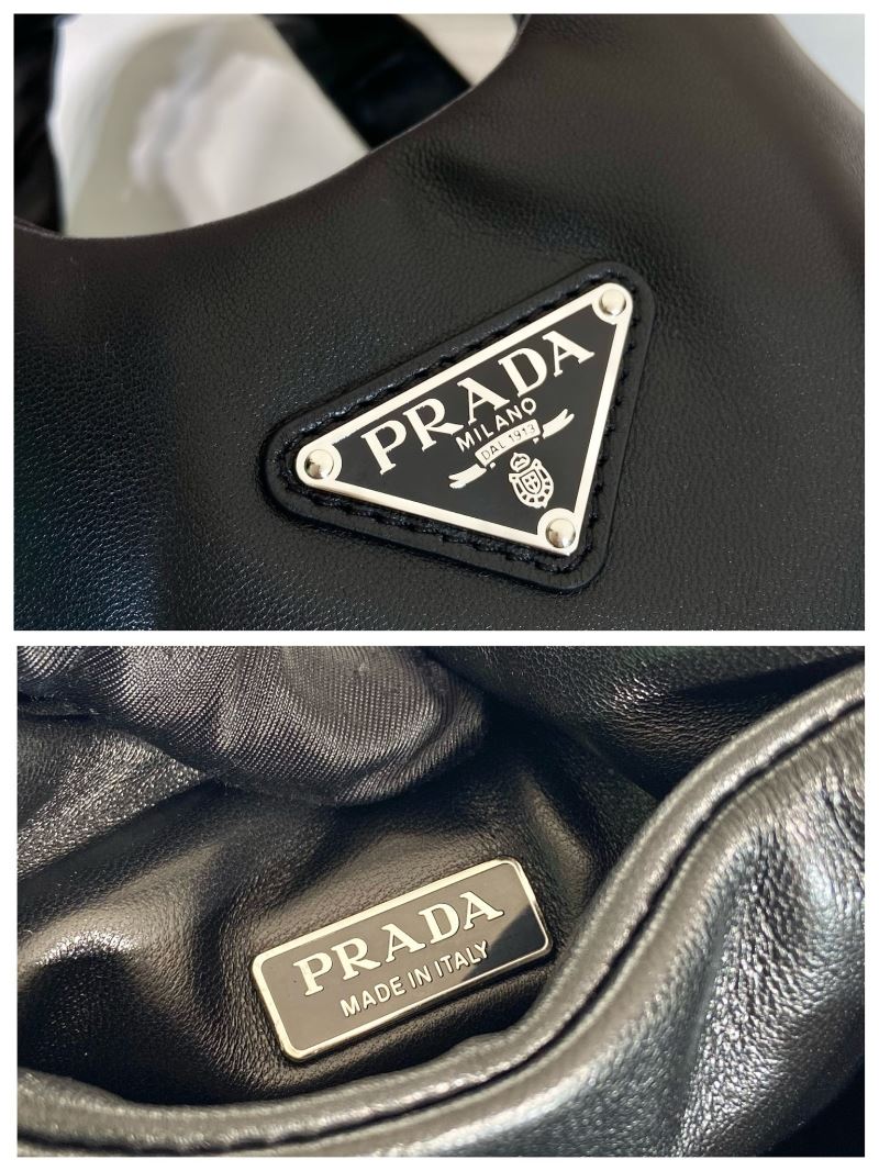 Pra*a tote bags
